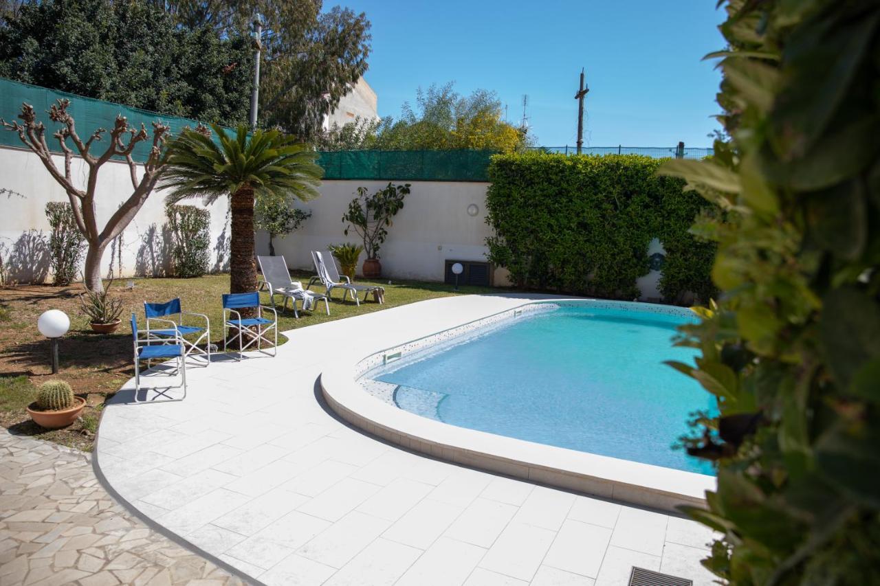 Villa Ravanica Marina di Ragusa Bagian luar foto