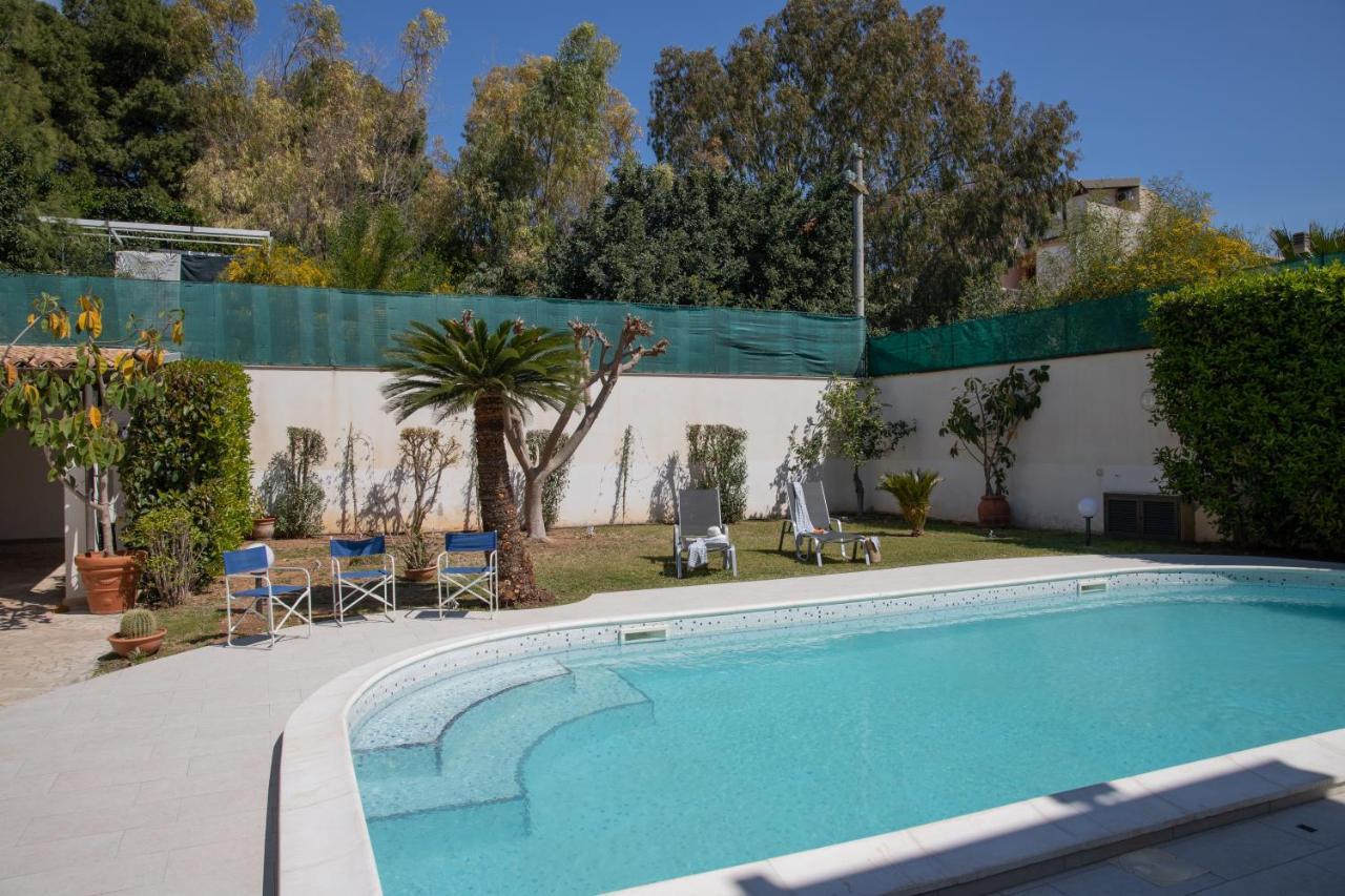 Villa Ravanica Marina di Ragusa Bagian luar foto